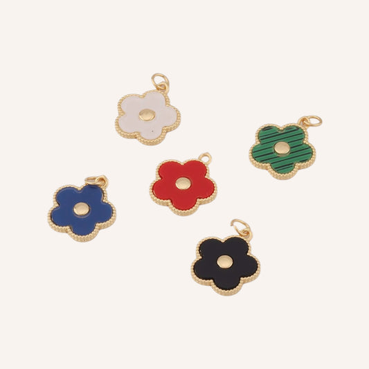 Mini Enamel Daisy